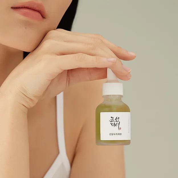 BEAUTY OF JOSEON Calming Serum Green Tea Panthenol 30ml aplicación piel calmada