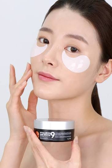 MEDIPEEL Hyaluron Dark Benone Eye Patch 60 pcs aplicación bajo ojos oscuras