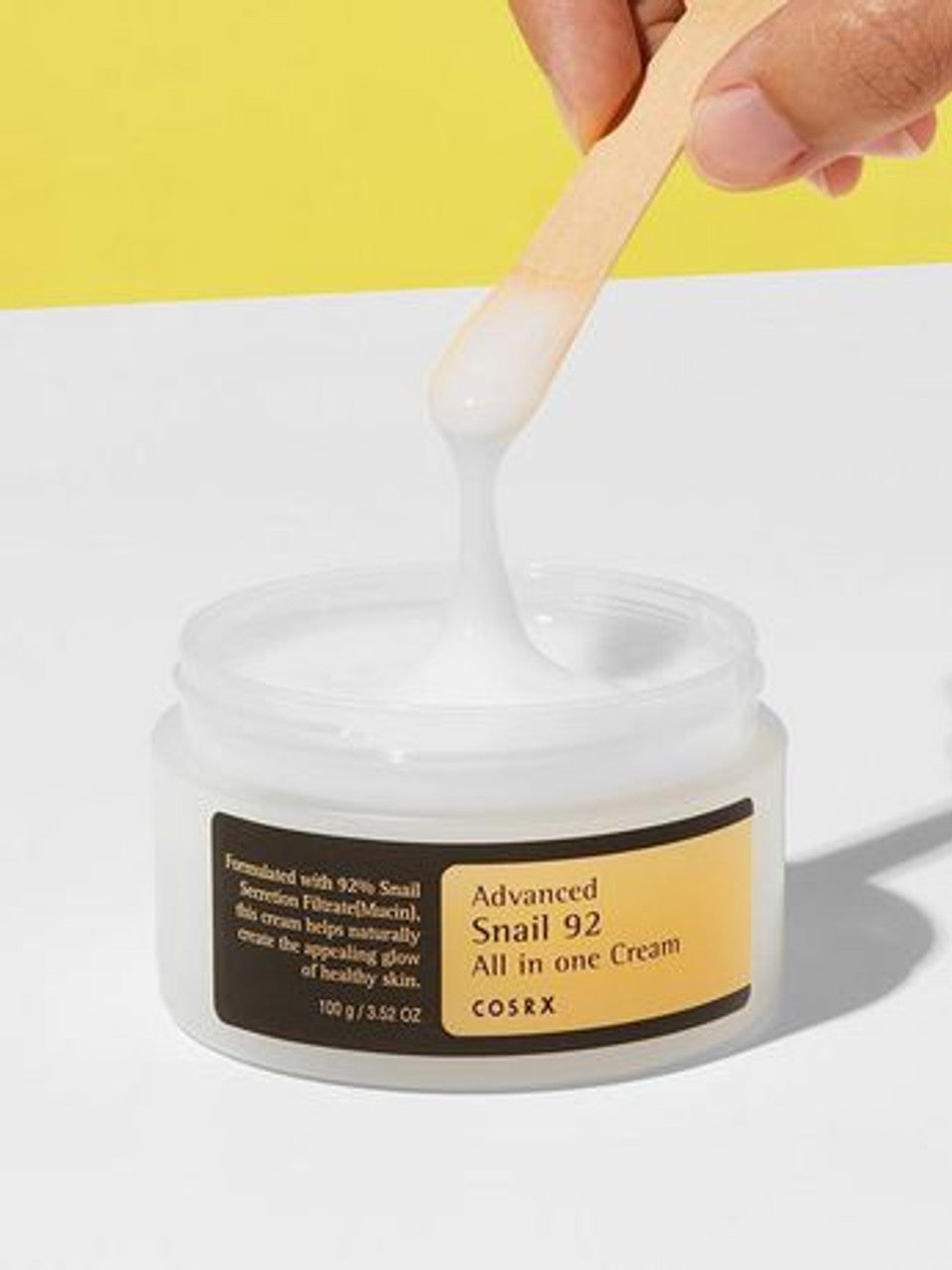 COSRX Advanced Snail 92 All in One Cream 100g tarro amarillo detalle etiqueta