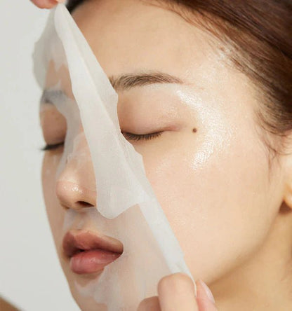MEDICUBE Super Cica Calming Mask 22g aplicación mascarilla piel sensible rojeces